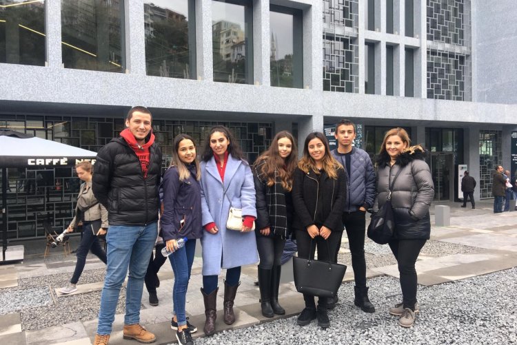 Communication Arts Club (CAC) ve İletişim Sanatları Bölümü Öğrencileri 16. İstanbul Bianeli’ni Gezerek Sanatla Buluştu